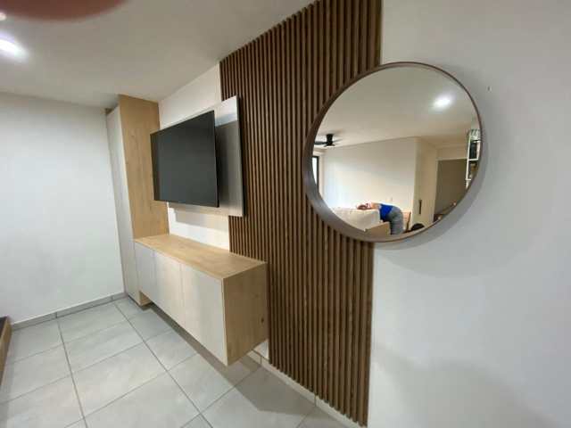 Centro de entretenimiento con espejo redondo — Muebles de Entretenimiento, Cocinas & Closets Stylo